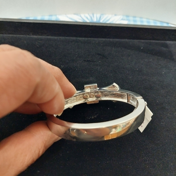 Lia Sophia "Pretty Perfect" Silver-tone Bracelet with Teal Enamel & Crystal Bow - Picture 3 of 8